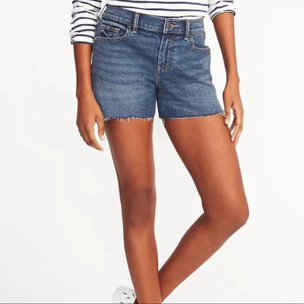 Old Navy Boyfriend Jean Shorts NWT